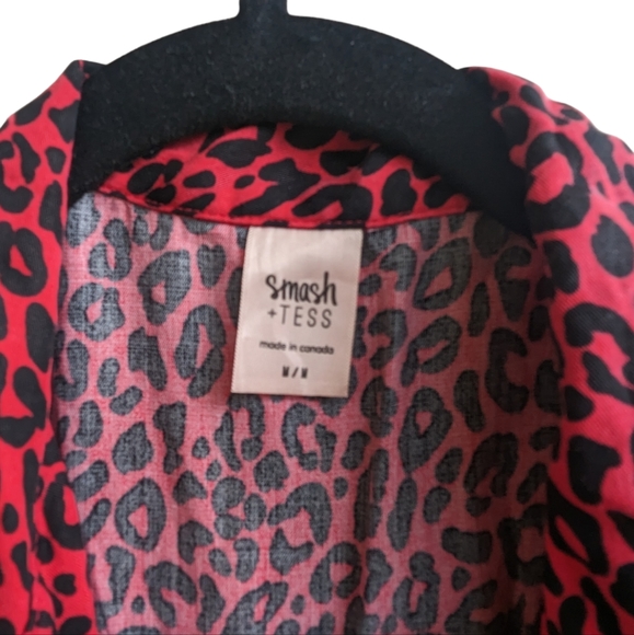 Smash + Tess Roxy Roaring Red Leopard Romper - Picture 8 of 9